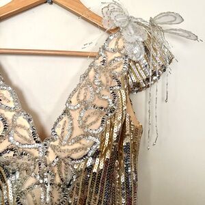 VTG Floral Beaded Cap Sleeve Gold & Silver Gown